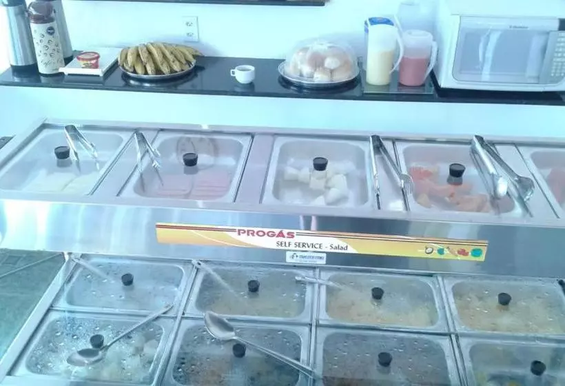 Retkeilymaja Pousada Olímpia