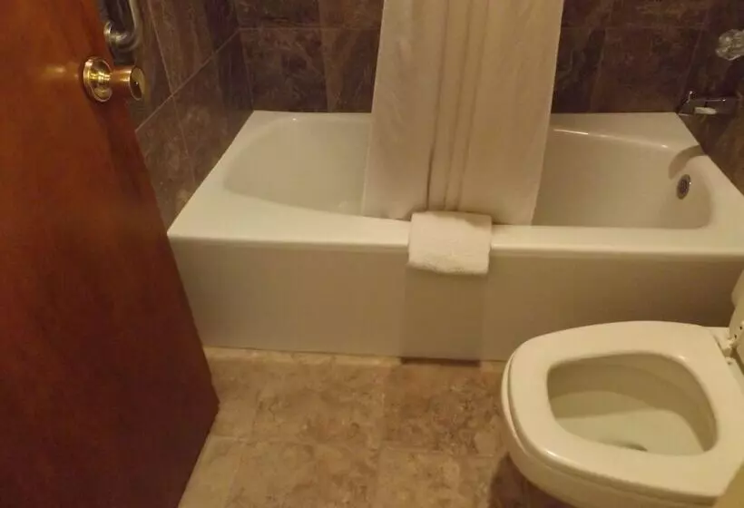 Retkeilymaja Windjammer Lodge