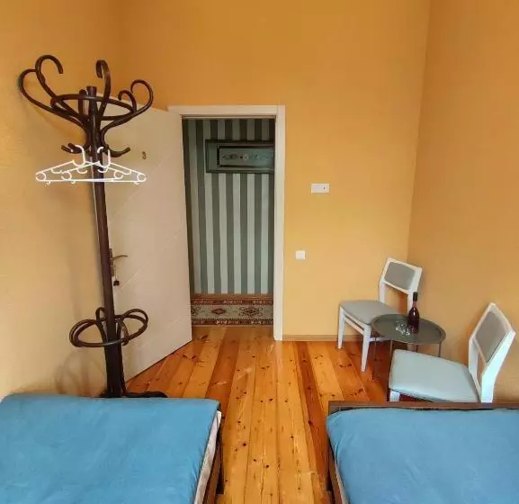 پانسیون Friendly Guest House