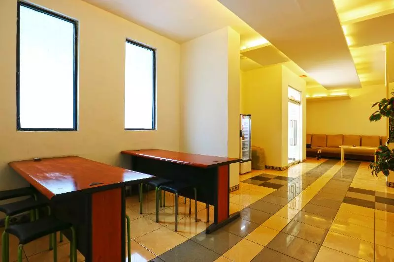 Majatalo New Priok Indah Syariah