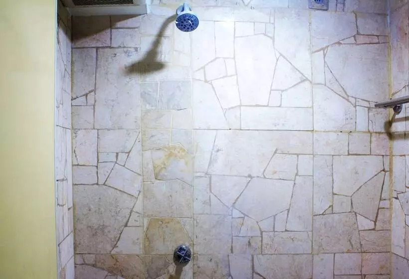 Majatalo New Priok Indah Syariah