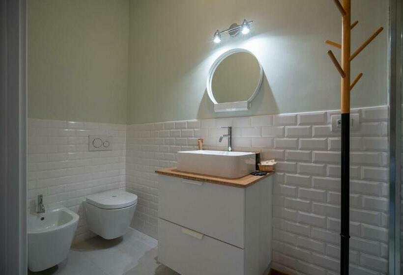 پانسیون Sea Station