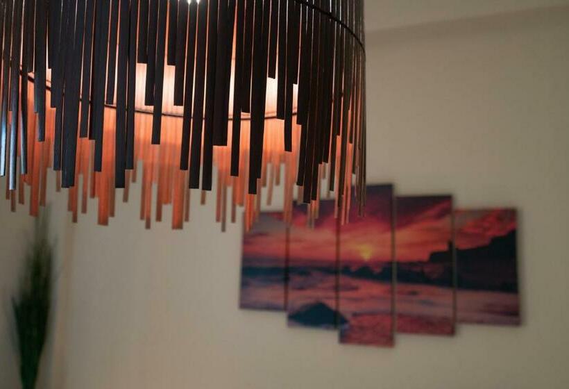 پانسیون Sea Station