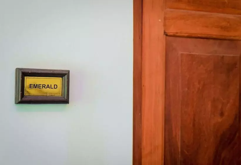 استراحتگاه Ayurveda Villa 386