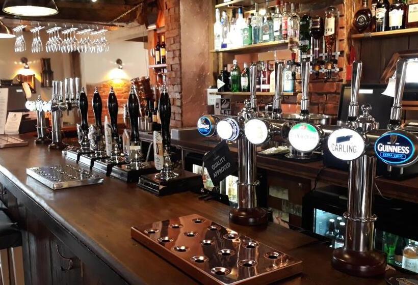 The White Swan Hotel Bar & Restaurant