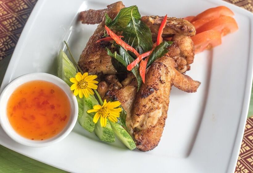 هتل Bong Thom Forest Lodge