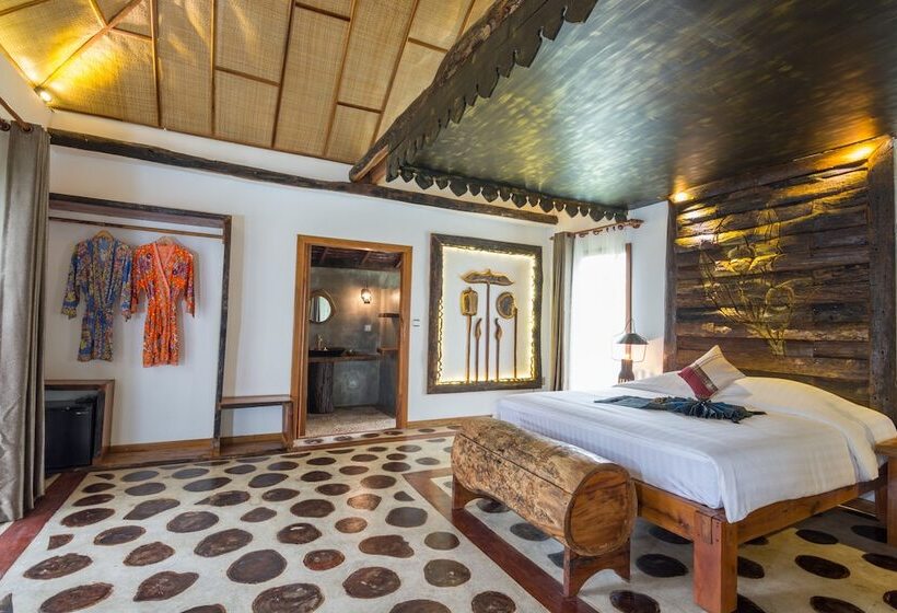 هتل Bong Thom Forest Lodge