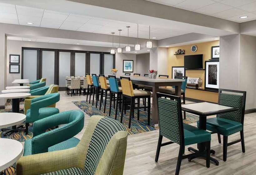 فندق Hampton Inn Champaign Southwest