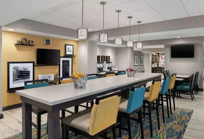 Hotelli Hampton Inn Champaign Southwest