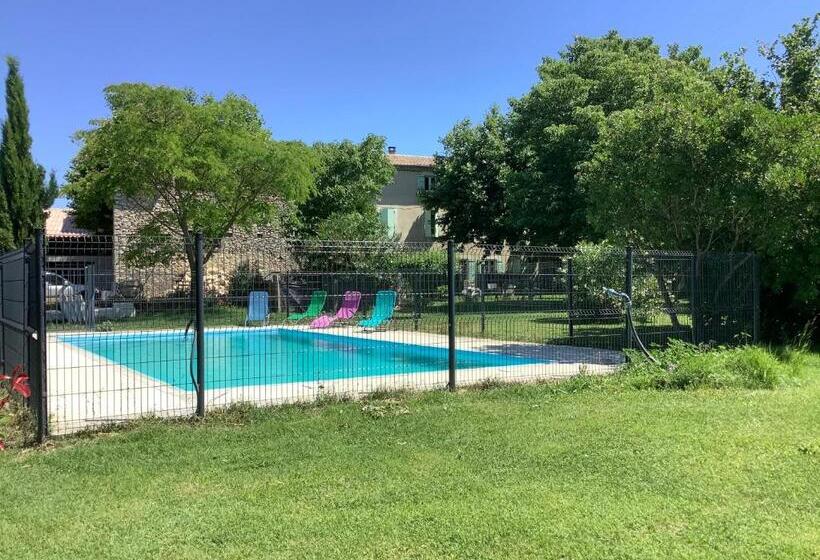 펜션 Le Papillon De Soie