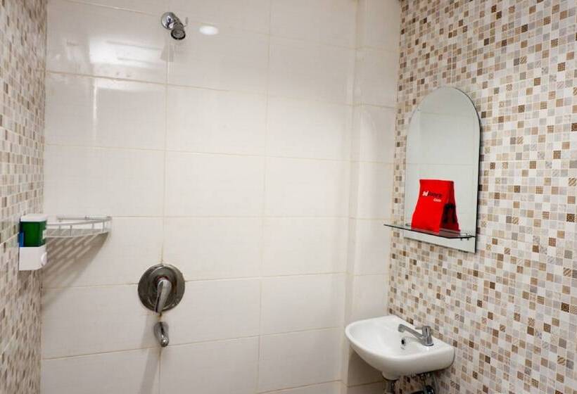 Pensió Reddoorz Near Java Supermall Semarang