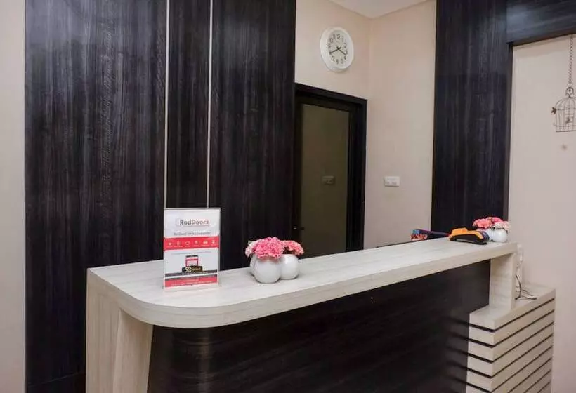 Majatalo Reddoorz Near Java Supermall Semarang