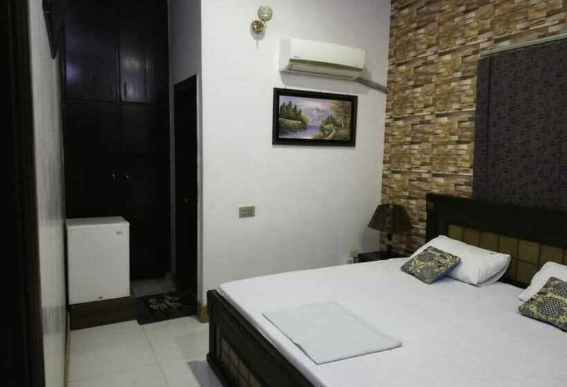 پانسیون Saibaan Guest House