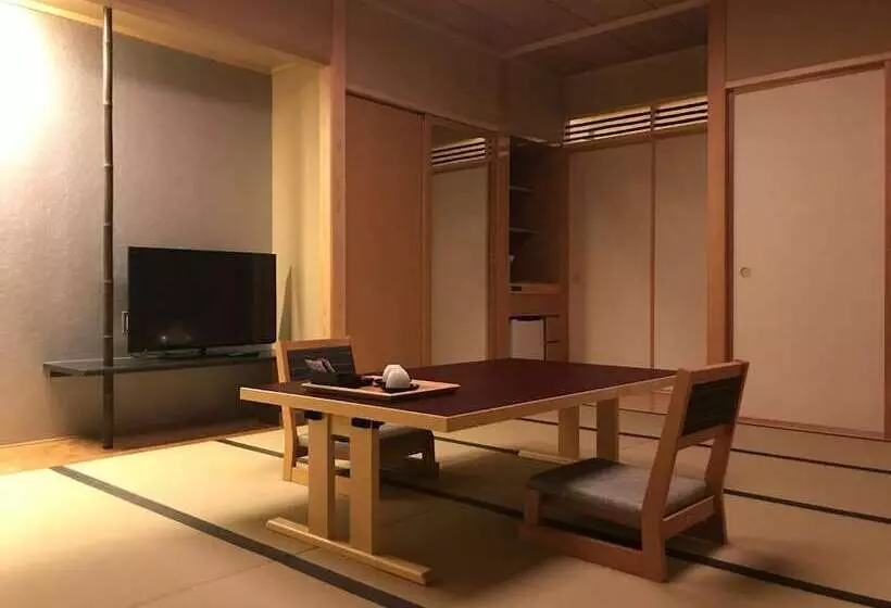 Japanese Style Hotel Isomura