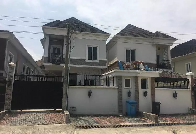 پانسیون Bc Place