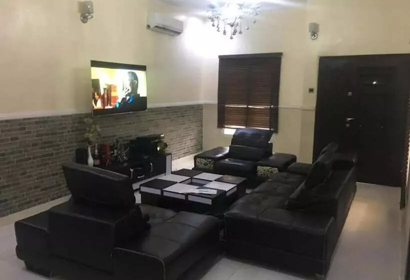 پانسیون Bc Place