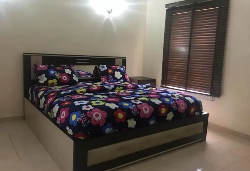 پانسیون Bc Place