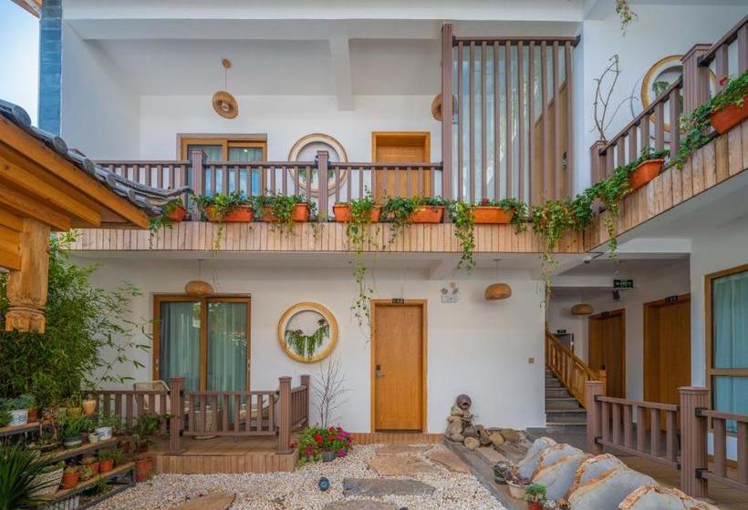 פנסיון Lijiang Nanfu Yinglu Guesthouse