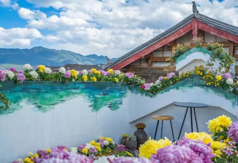 ペンション Lijiang Nanfu Yinglu Guesthouse
