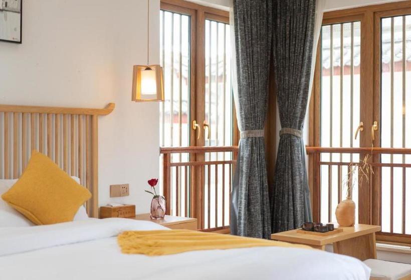 פנסיון Lijiang Nanfu Yinglu Guesthouse