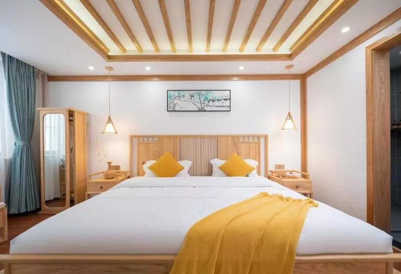 ペンション Lijiang Nanfu Yinglu Guesthouse