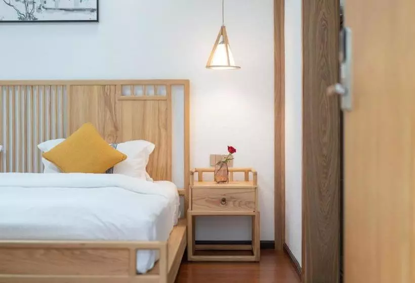 ペンション Lijiang Nanfu Yinglu Guesthouse