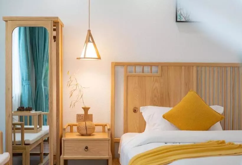 ペンション Lijiang Nanfu Yinglu Guesthouse