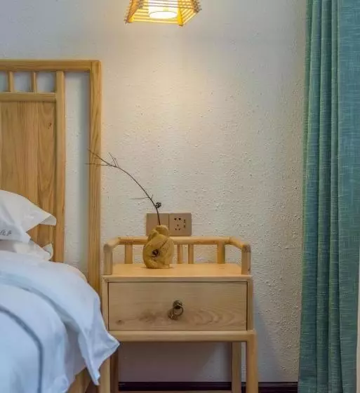 ペンション Lijiang Nanfu Yinglu Guesthouse