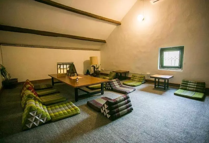Barn1920s Hostel
