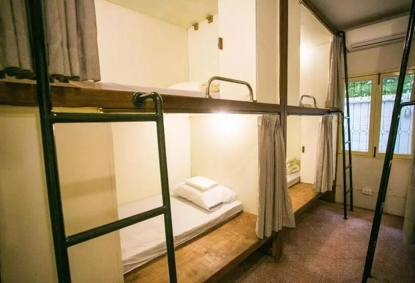 Barn1920s Hostel