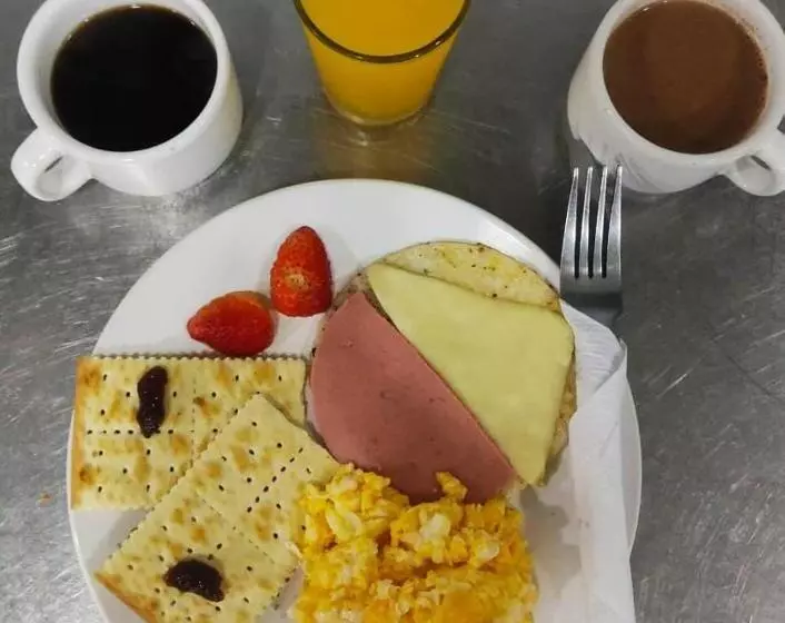 Hotelli Bicentenario Rionegro