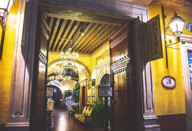 هتل Casona Misiones