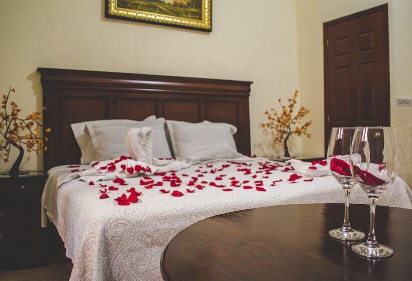 هتل Casona Misiones