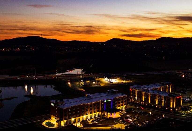 فندق Holiday Inn Express & Suites Franklin   Berry Farms, An Ihg