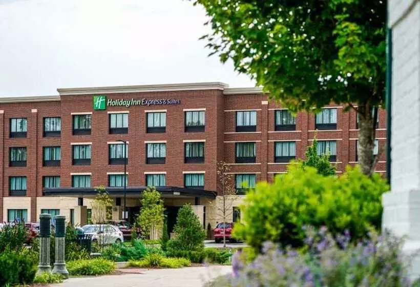 Hotelli Holiday Inn Express & Suites Franklin   Berry Farms, An Ihg