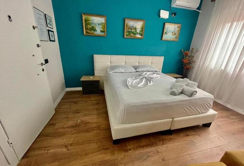 بنسيون Central Room Private Entry And Bathroom