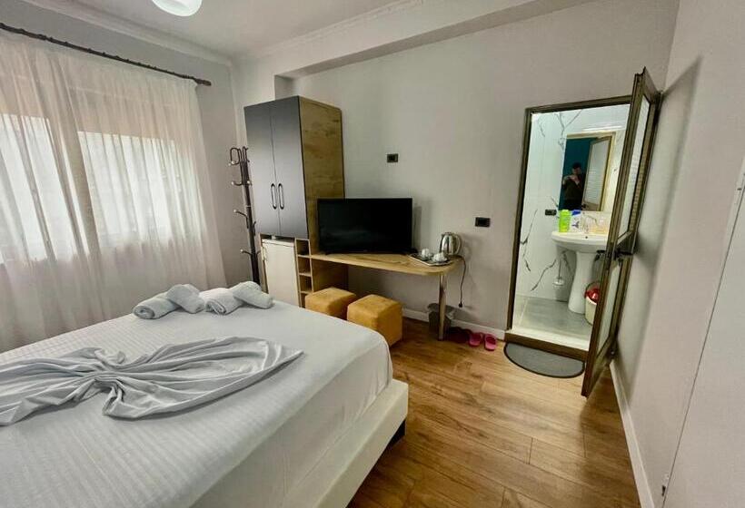 بنسيون Central Room Private Entry And Bathroom