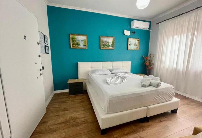 بنسيون Central Room Private Entry And Bathroom