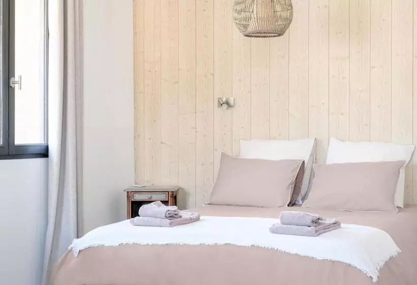 L Ostal Bed & Breakfast Chambres Et Suites De 25 à 40m2 Spa