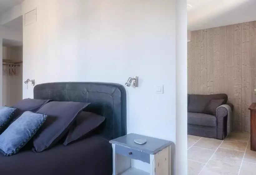 L Ostal Bed & Breakfast Chambres Et Suites De 25 à 40m2 Spa