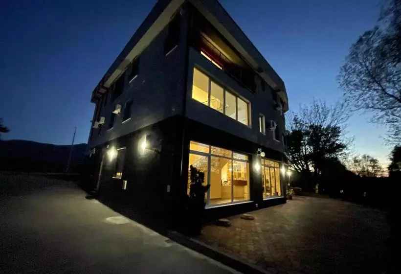 پانسیون Apartments And Rooms Villa Majestic