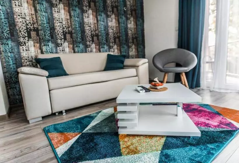 پانسیون Apartments And Rooms Villa Majestic