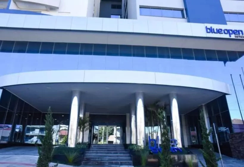 Hotelli Blue Open