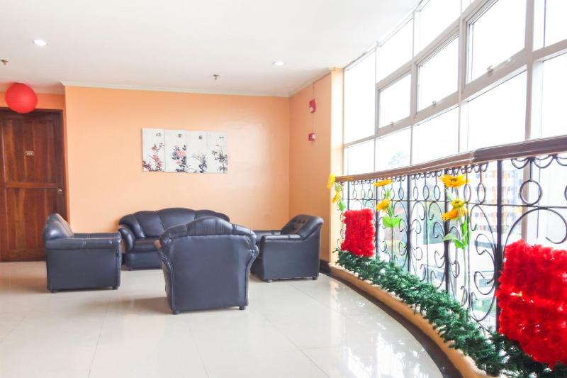 هتل Jy Crown Palace