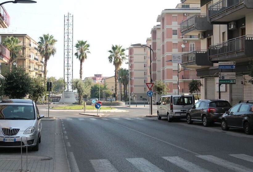 Michelangelo Home B&b