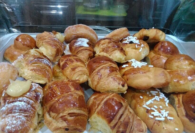 Michelangelo Home B&b