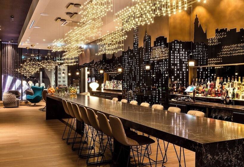 Motel One Leipzig Post