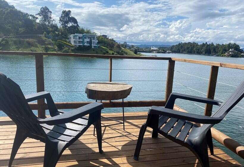 בית מלון כפרי Ecolodge Bahia Del Peñón