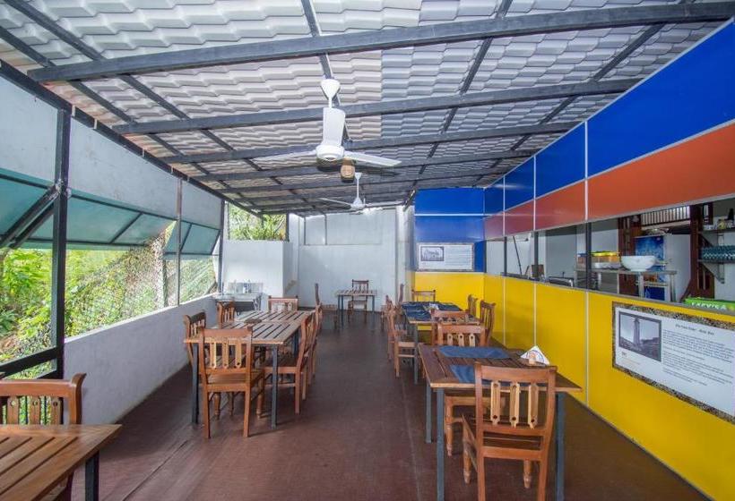 Hotel Grand Highway Resort