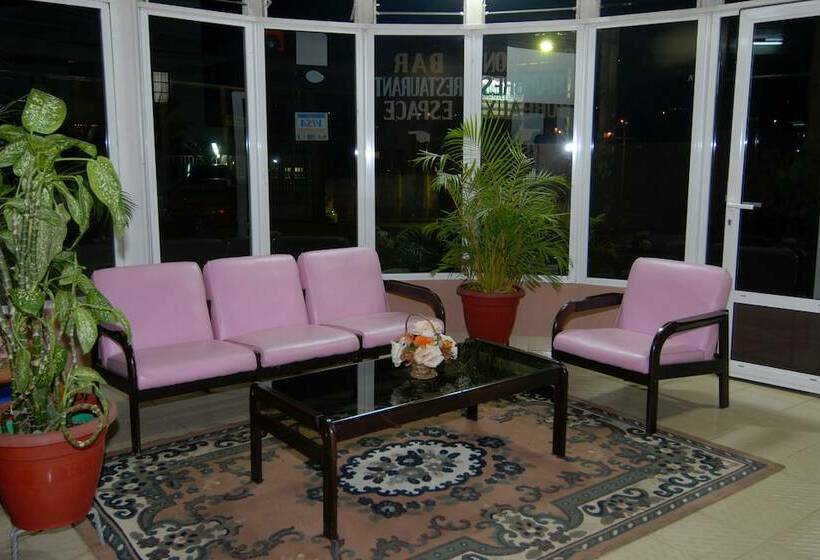 هتل Hôtel Tombontsoa